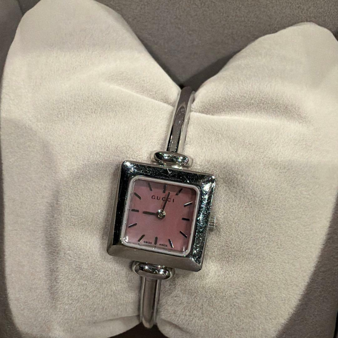 GUCCI ステンレススチール ピンク腕時計