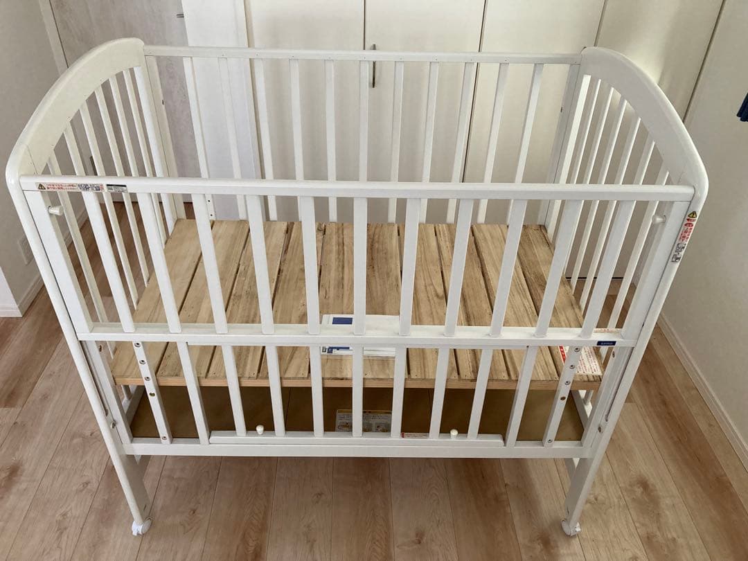 カトージ　ベビーベッド　ハイシート