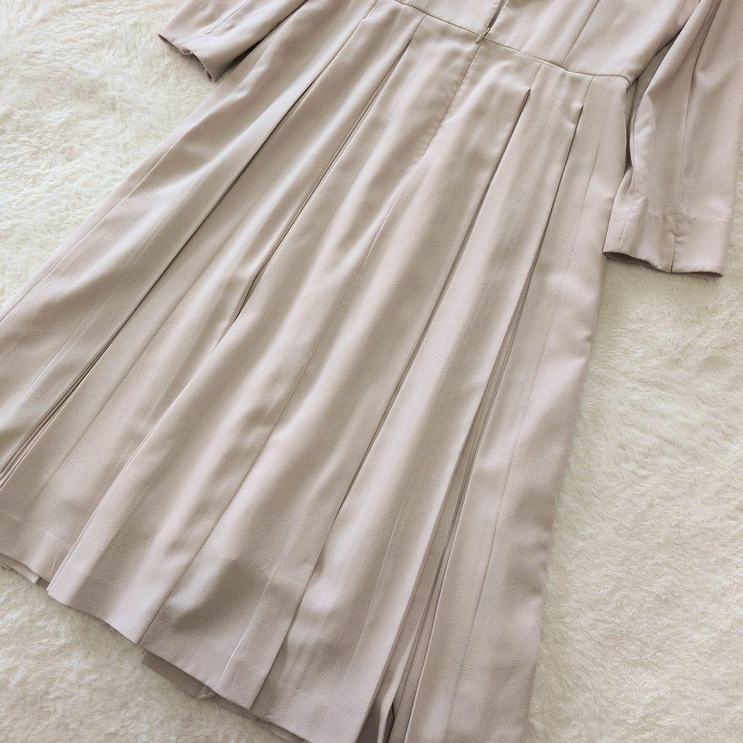セルフォード ボウタイプリーツワンピース　セレモニー　ライトベージュ　M