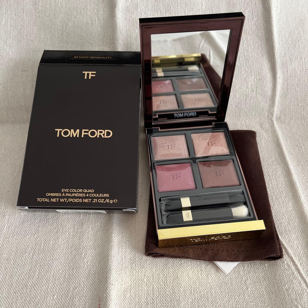 トムフォード　アイ カラー クォード42A ヘイズィ センシュアリティ