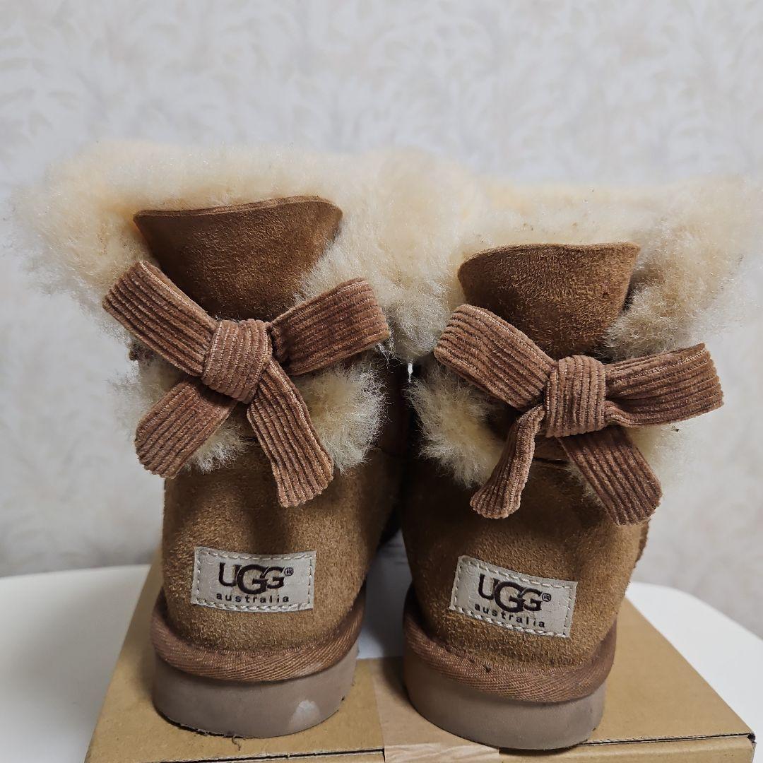 UGG Australia ブラウン ムートンブーツ ベイリーボウ コーデュロイ