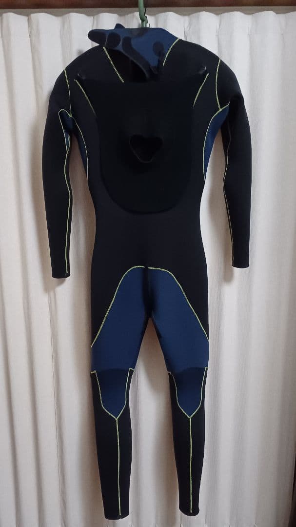 DEUS　デウス　ウェットスーツ　フルスーツ　3mm　ラバー　メンズMLサイズ