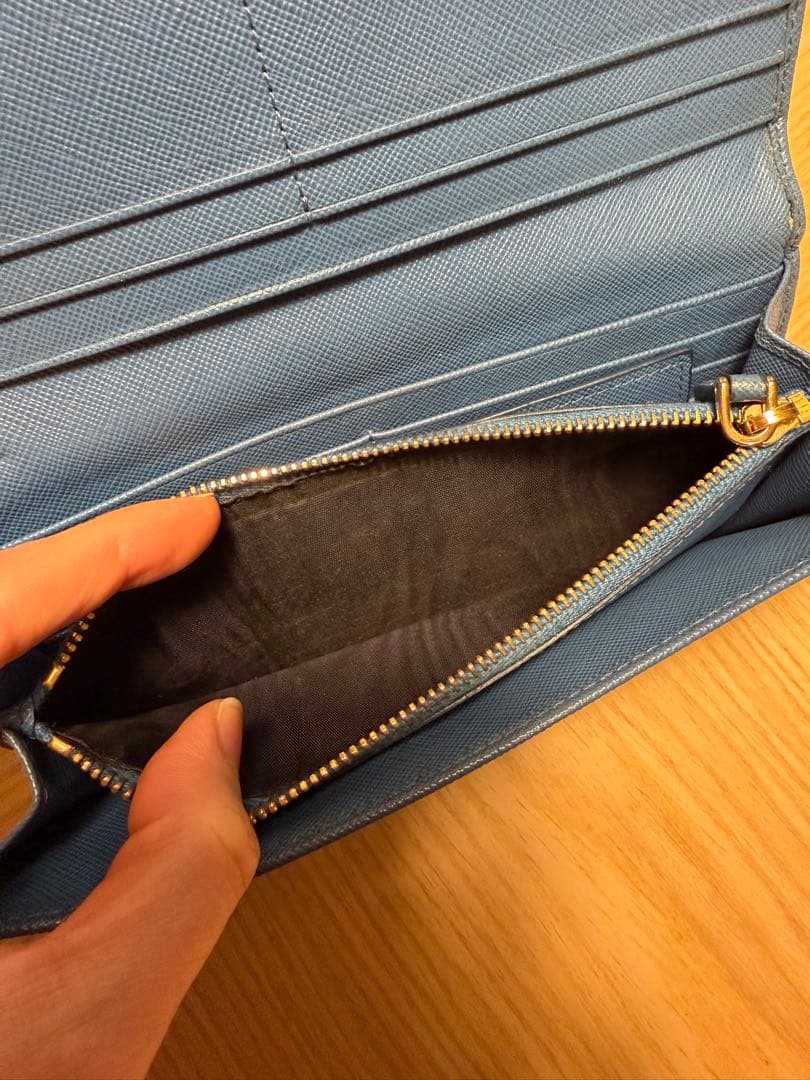 【hr.s】PRADA サフィアーノレザー 長財布 青