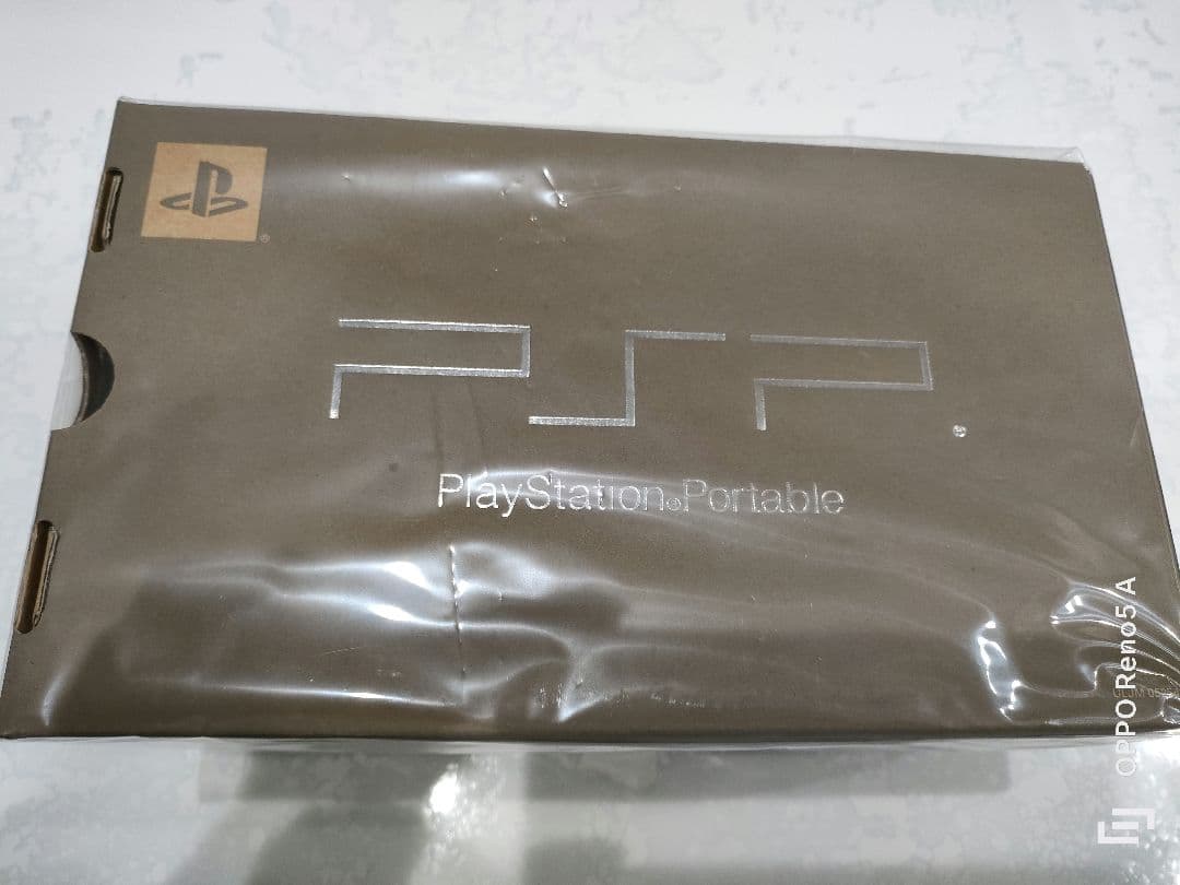 完全新品 PSP 本体 FF7 ファイナルファンタジー クライシスコア