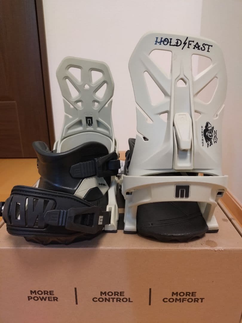 【美品】 NOW BRIGADE バインディング Mサイズ(25〜28.5㎝)