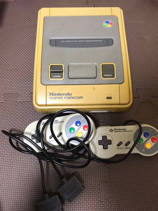 【良品】スーパーファミコンとファミコンの本体