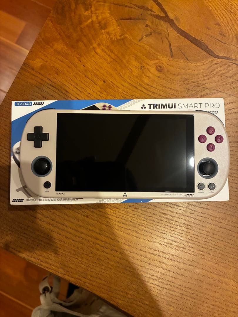 TrimUI Smart Pro レトログレー