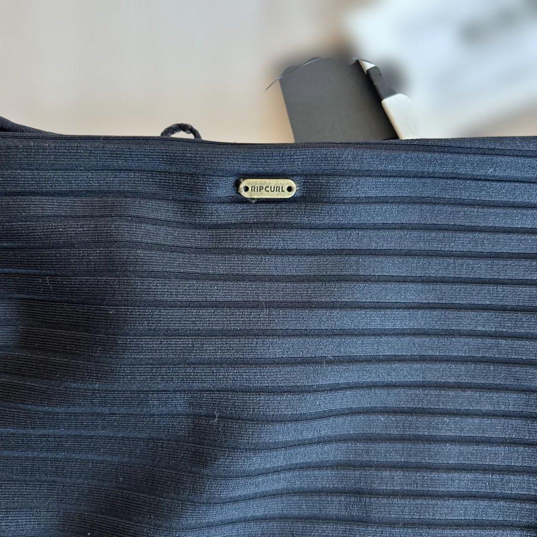 新品未使用　RipCurl リップカール　ビキニ　水着　ブラック　黒
