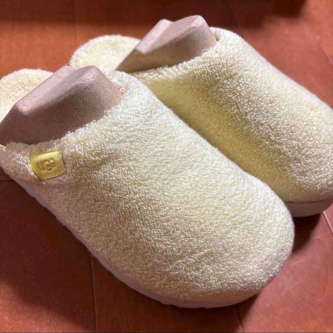 新品　UGG アグ　ファズ シュガー テリー スライド　23cm スリッポン