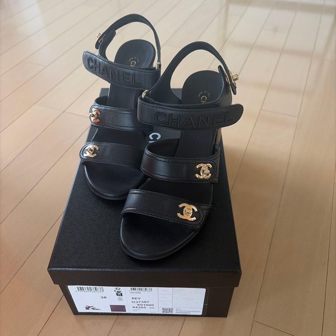 CHANEL シャネル　レザー　ココマーク　サンダル　ヒール