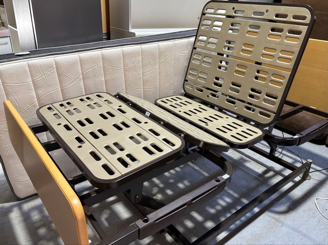 フランスベッド レステックス電動ベッド3モーター01FN シリーズ マット付美品