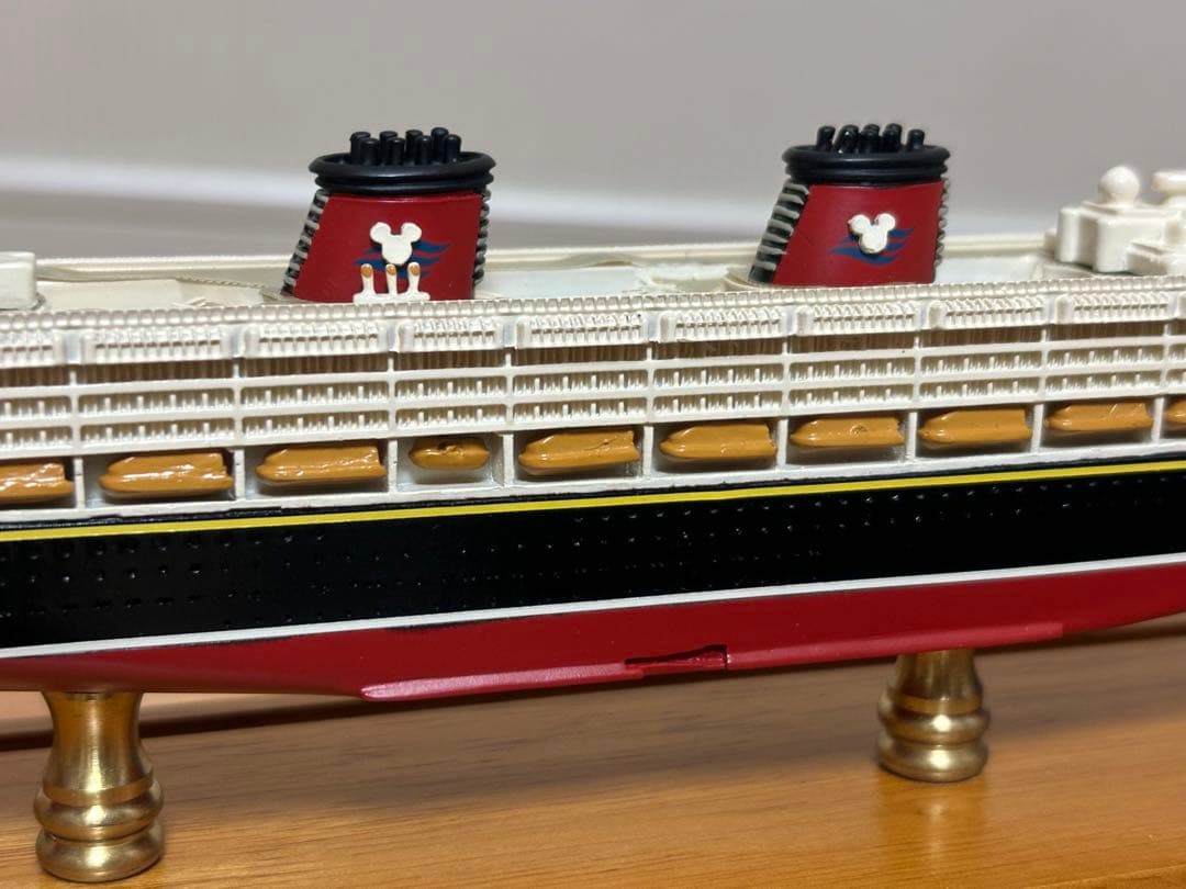 1/1000 ディズニー クルーズライン マジック号 クルーズ客船 模型 完成品