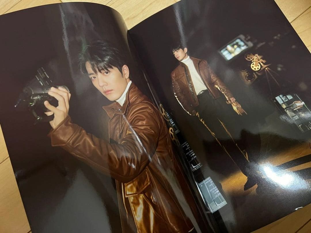 陳情令　肖戦最新作　GUCCIアンバサダー写真集　A4サイズ28p