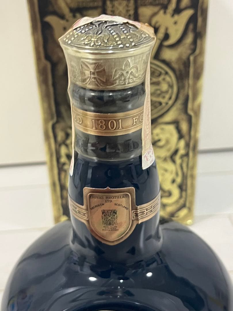 Nikka The Blend of Nikka & ローヤル　サルートのセット