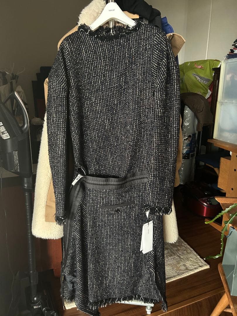 sacaiツィードアシンメトレーワンピースドレス