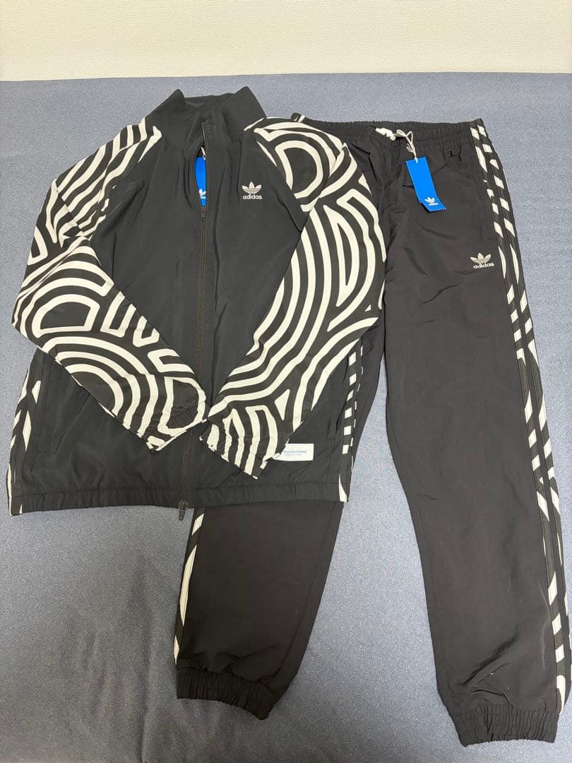 激レア　アディダスオリジナルス　高橋理子 コラボ ナイロンセットアップ