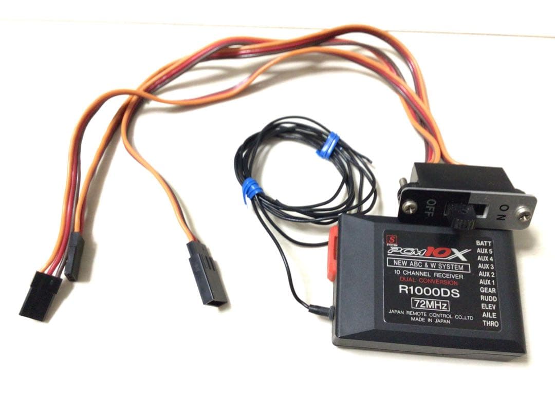 JR R1000DS 受信機 72MHz➕電源スイッチ　中古品