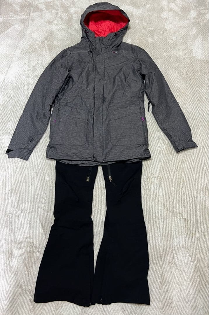 Burton スノーボードウェア（女性用） Mサイズ