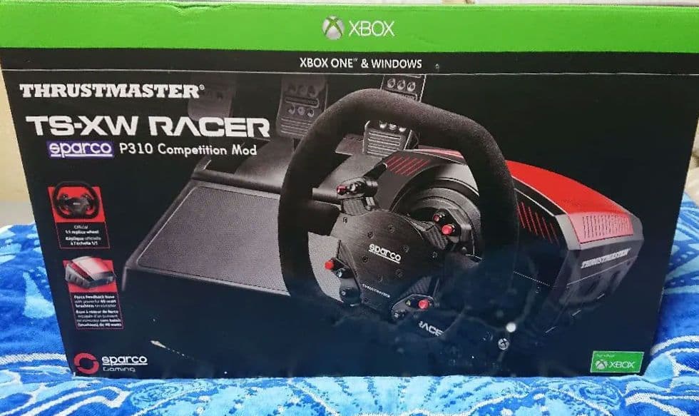 Thrustmaster TS-XW Racer レーシングホイール