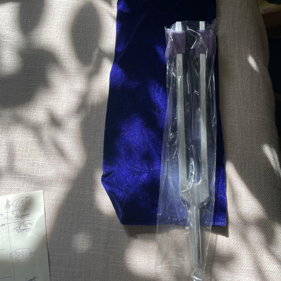 Acutonics アキュトニクス　 low zodiac