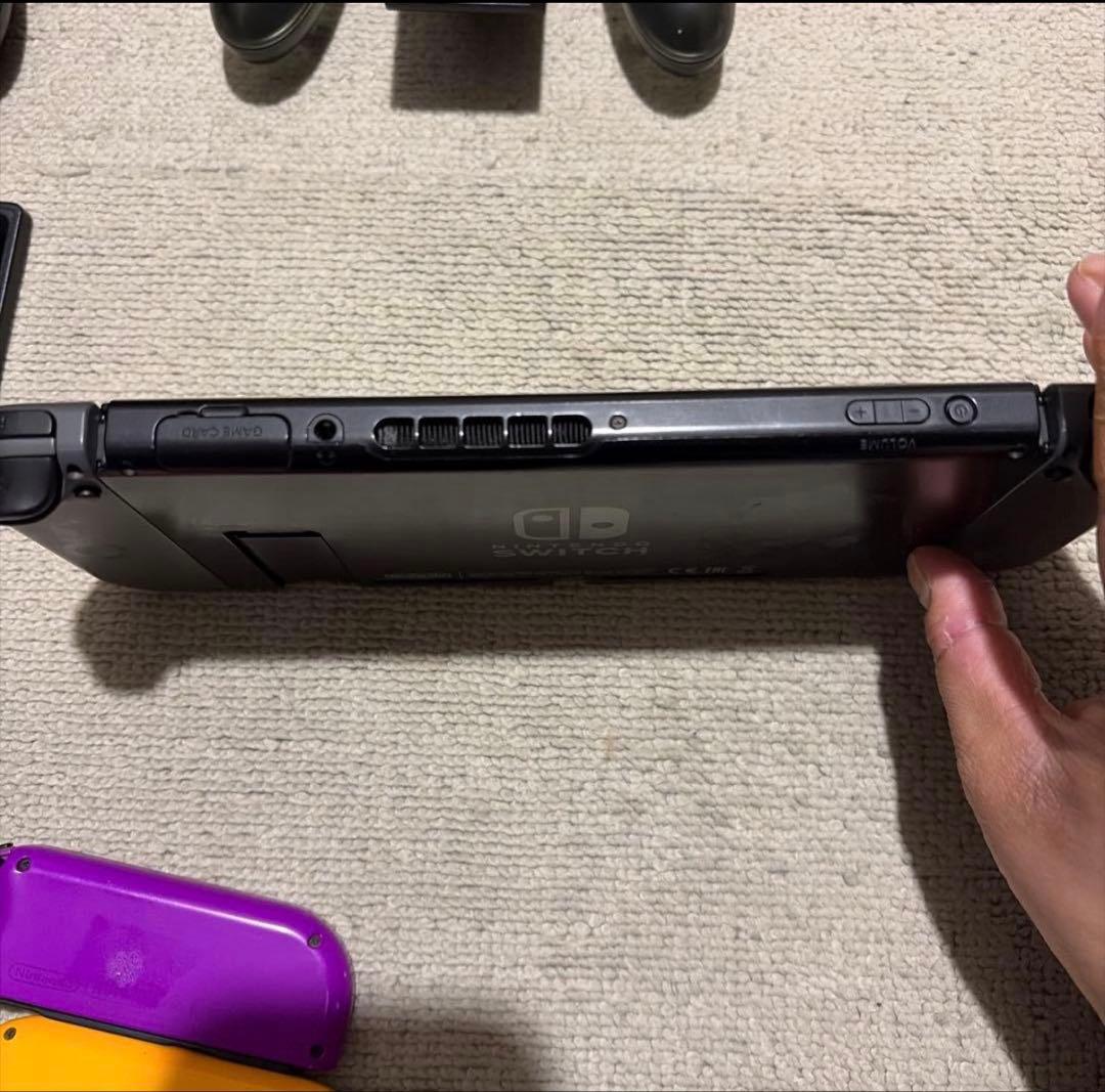 【４人で遊べるセット】Nintendo Switch 本体 動作確認済み