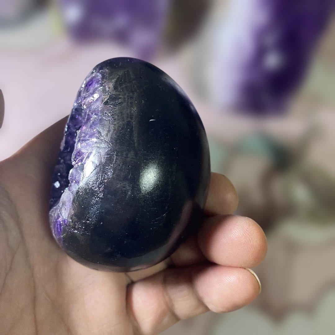 【極上 】ウルグアイ產アメジストクラスター原石手握逸品（恐竜の卵幸運水晶）