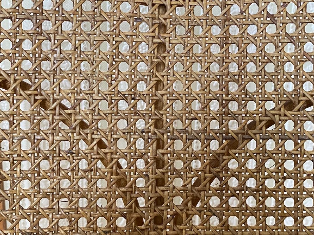 ラタン製 回転式座椅子 未使用のベージュクッション付