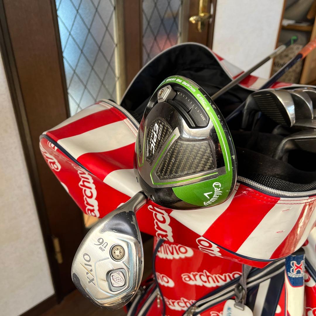 アルチビオキャディバッグとアイアンセット、ドライバー、パター