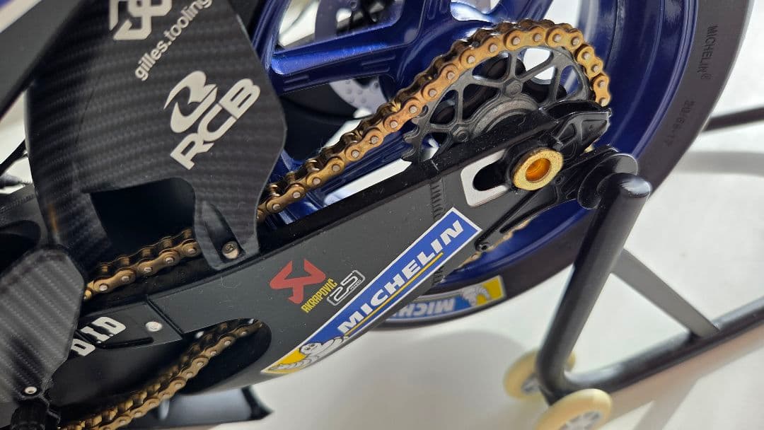 Yamaha YZR-M1 46号 モデル　Rossi