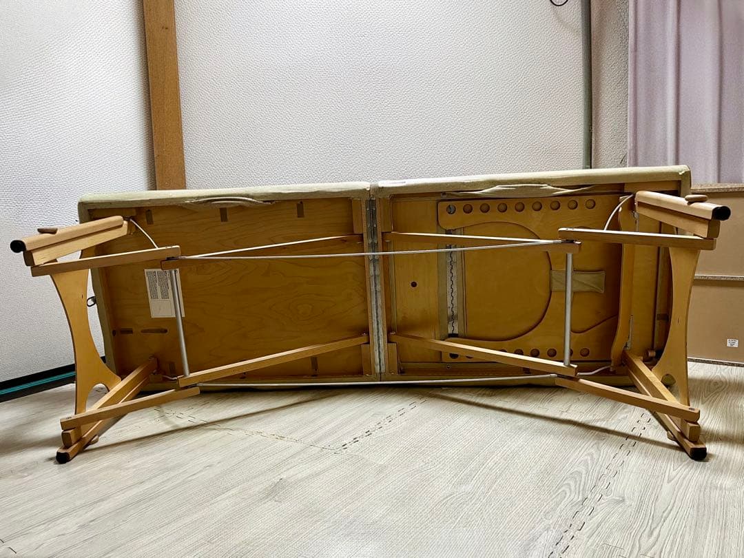 マッサージベッド 折りたたみ施術ベッド　マタニティアロマ　NOMADO ノマド社