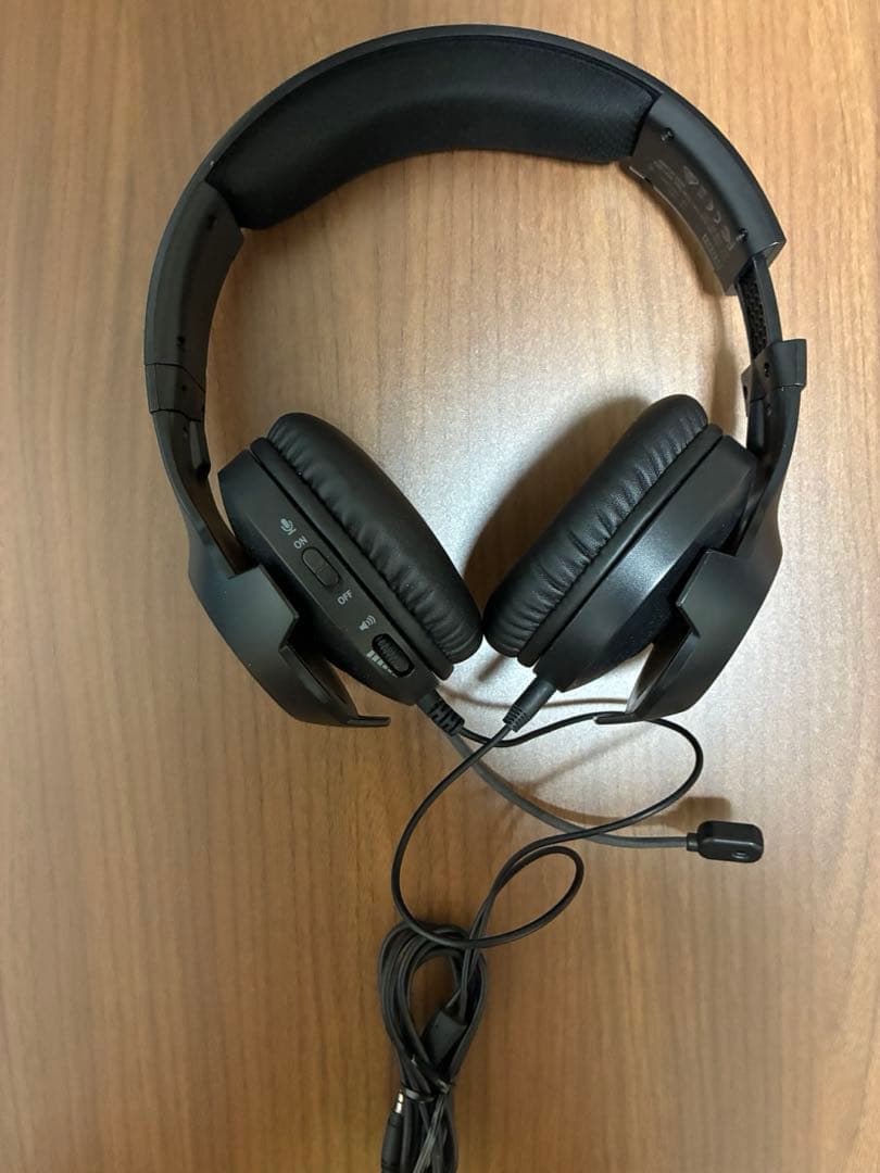 Nintendo Switch 赤青とSwitchソフト4つとヘッドホン