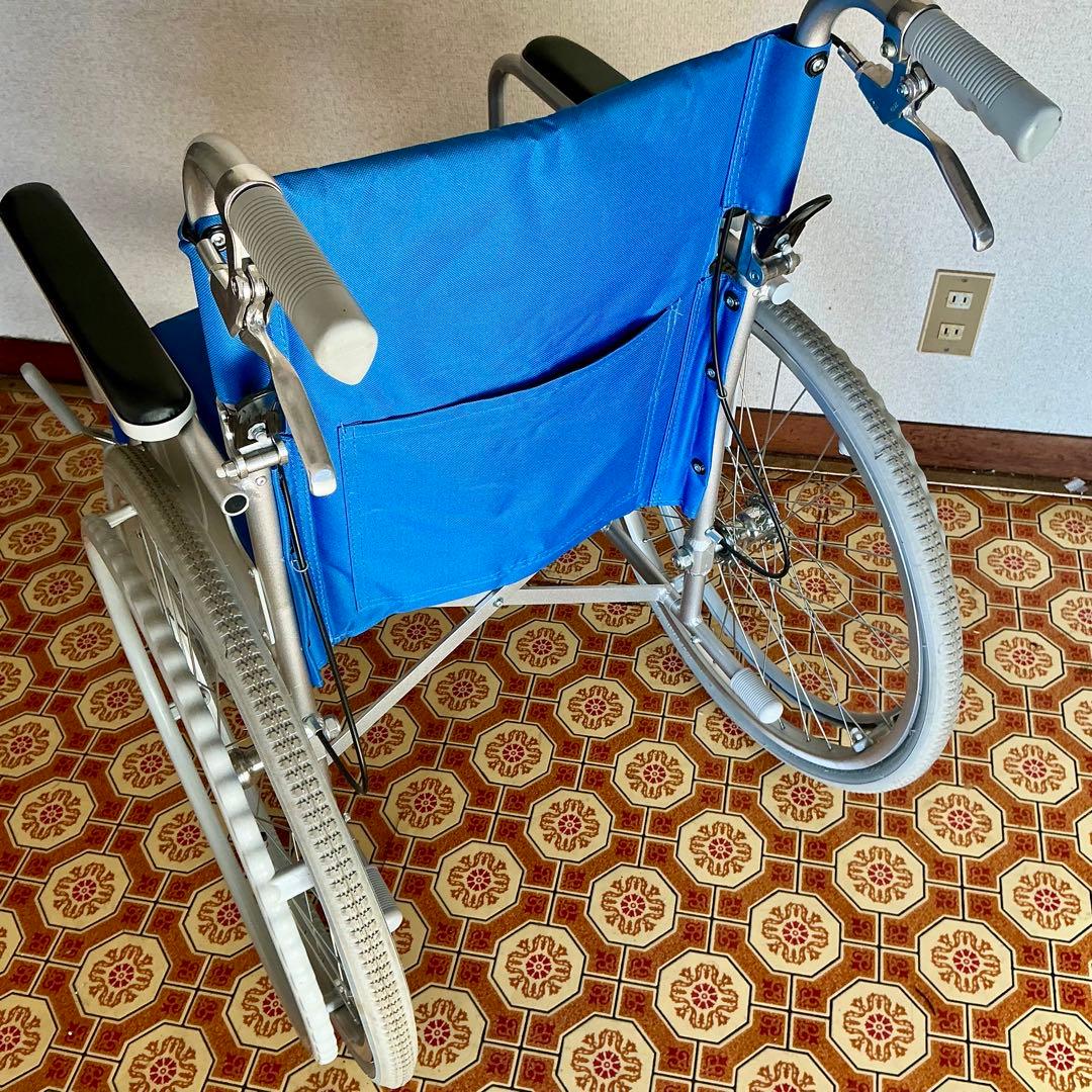 アルミ製車いす　TacaoF テイコブ　BM-02 自走用車椅子 アルミ