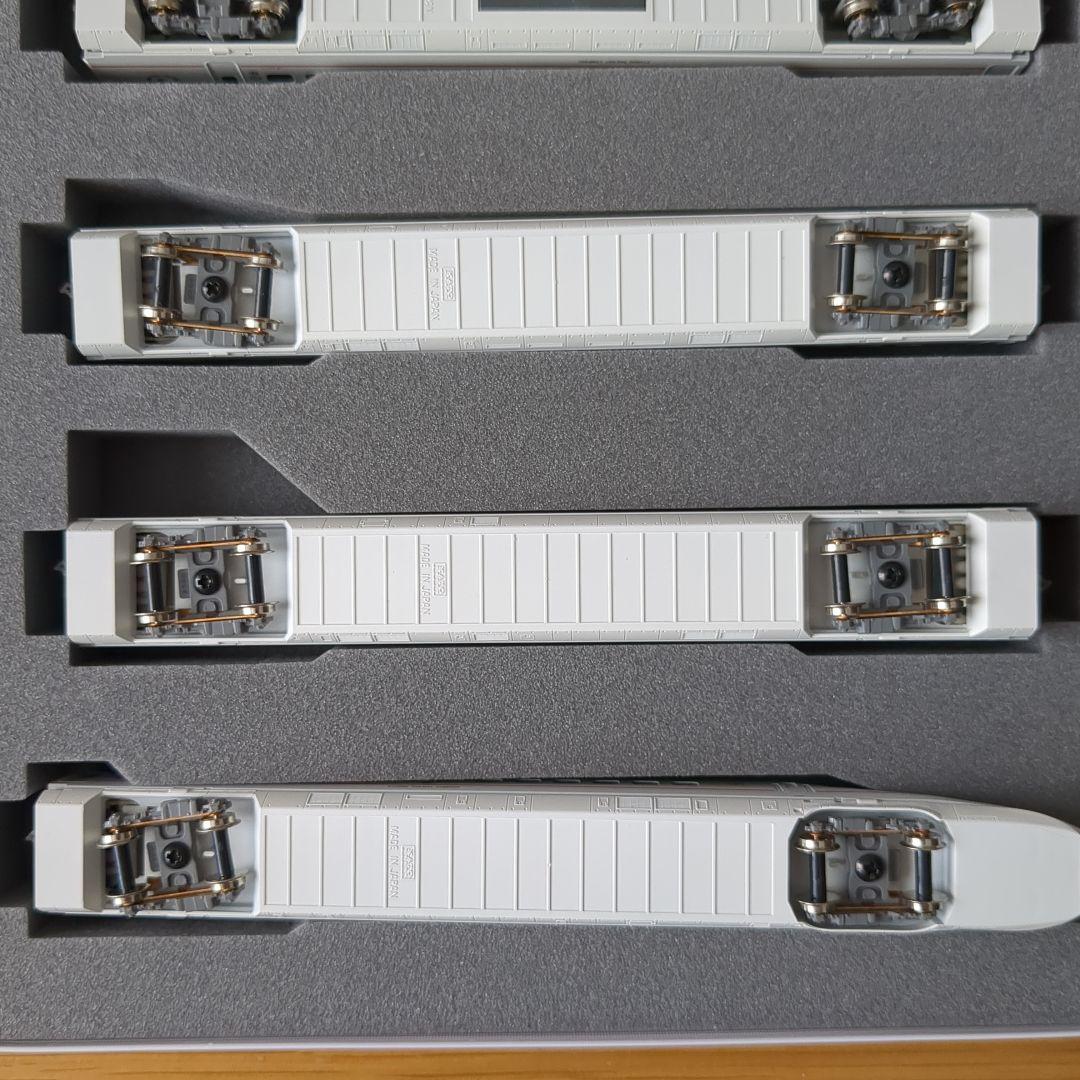 KATO 10-865 九州新幹線800系 （さくら・つばめ）6両セット