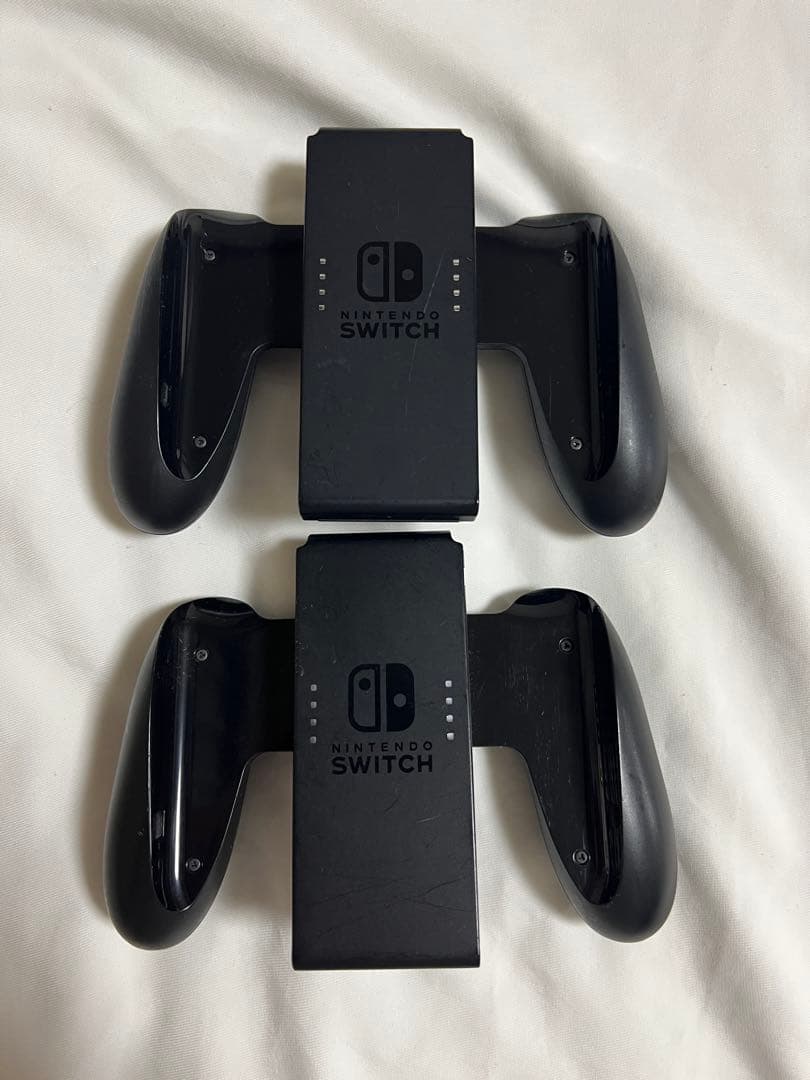 【初期化済み】Nintendo Switch ジョイコン1set +ケース付き