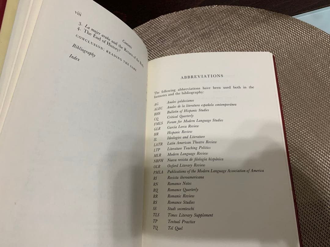 洋書 THE BODY HISPANIC Paul Julian Smith