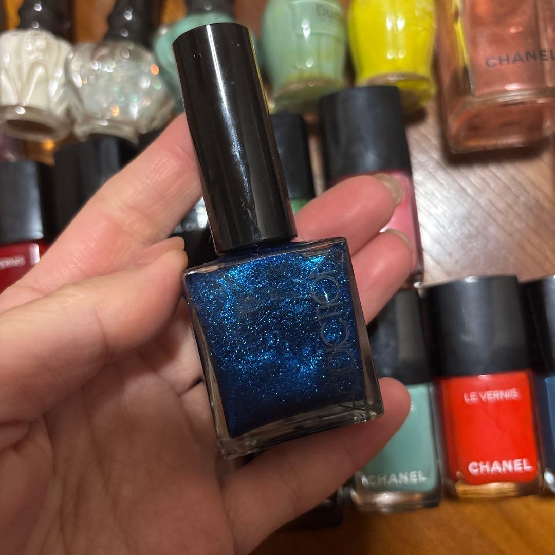 CHANEL THREE ネイルカラーセット