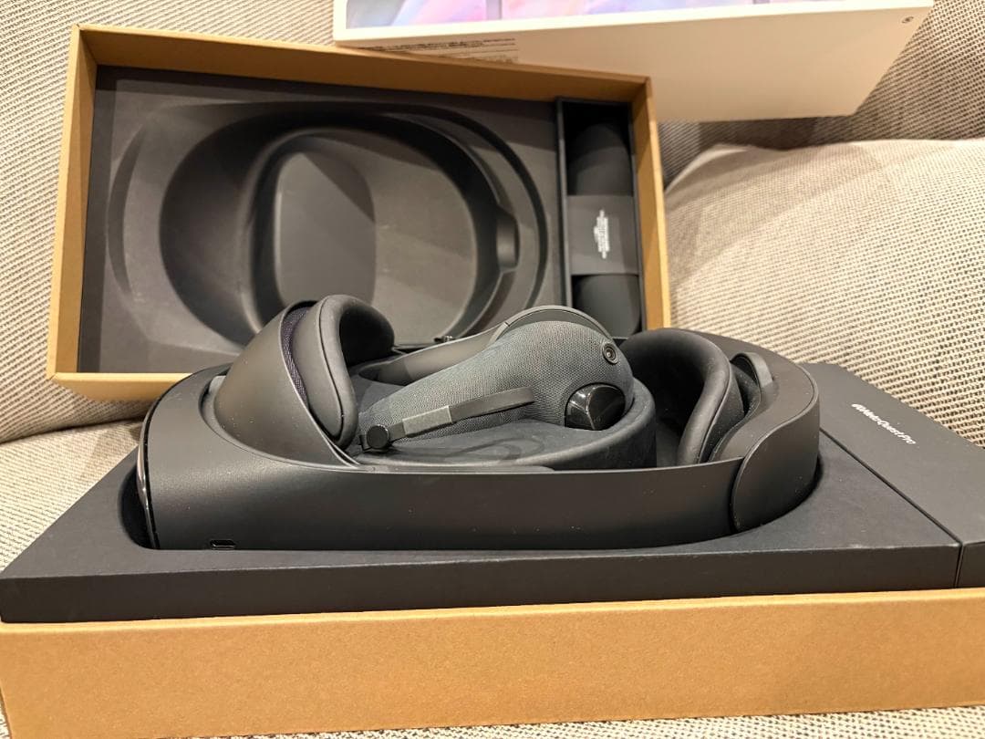  Quest Pro 純正アクセサリーセット