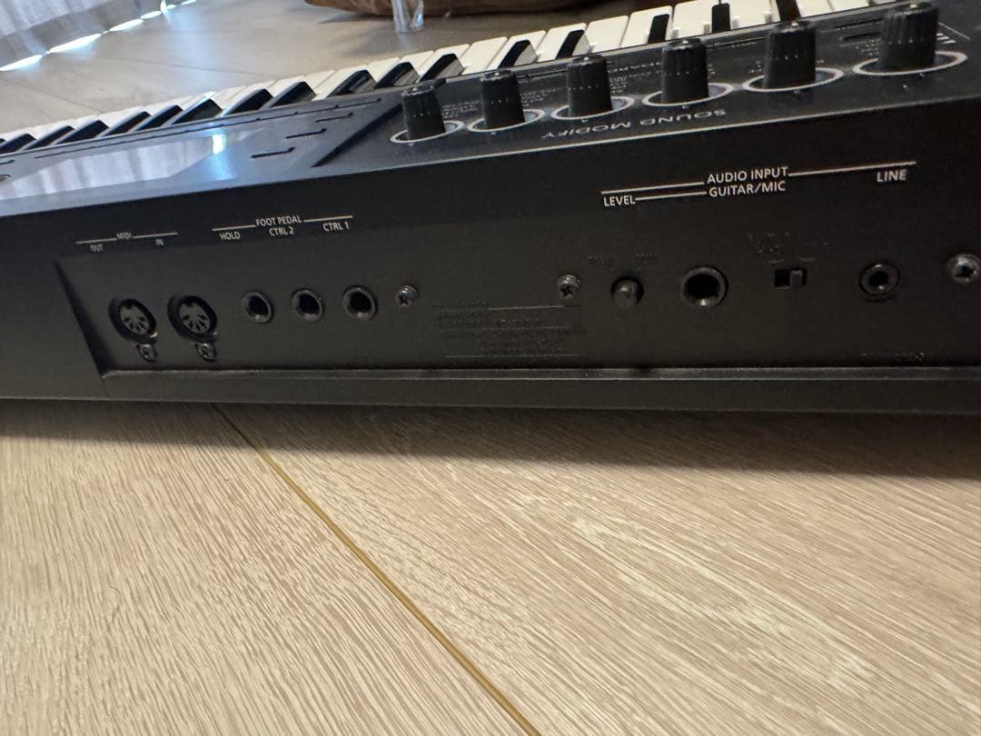 Roland FA-06 シンセサイザー