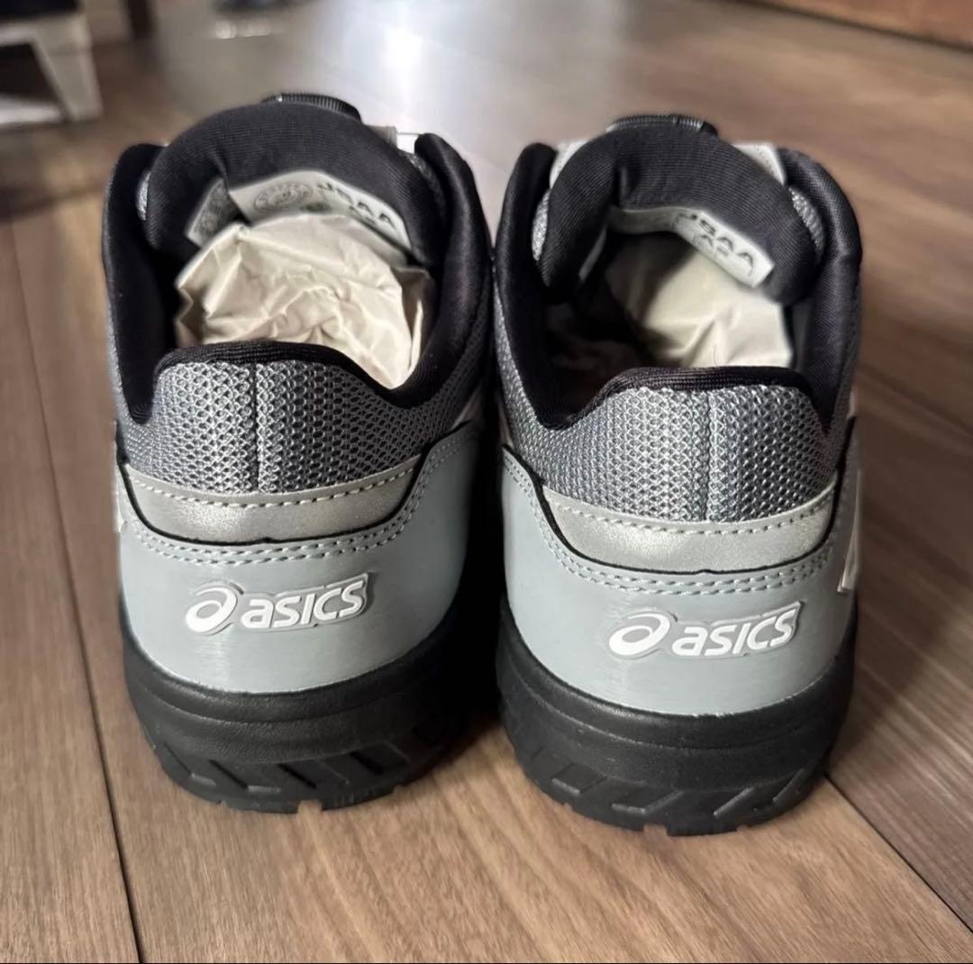 ASICSグレー 新品未使用