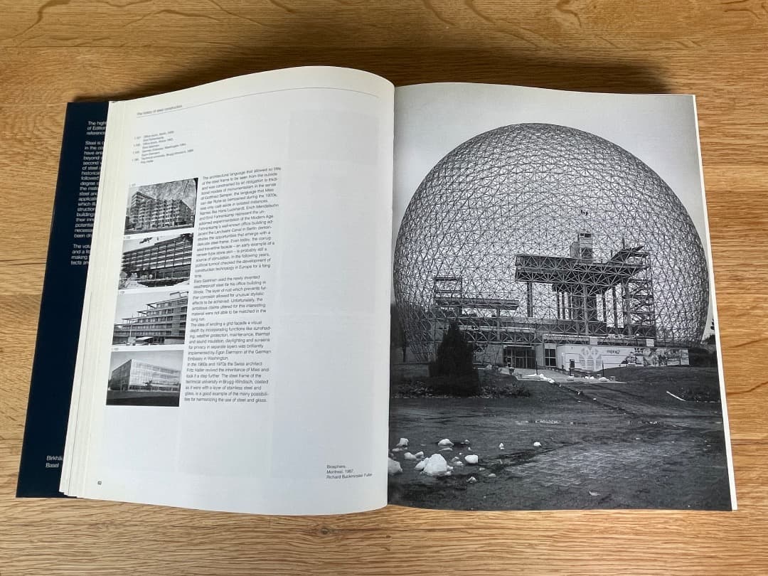 Steel + Glass Construction Manual　２冊セット