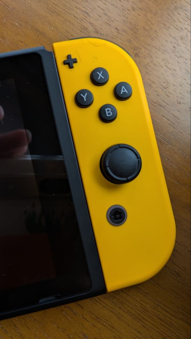 Nintendo Switch 紫とオレンジのジョイコン