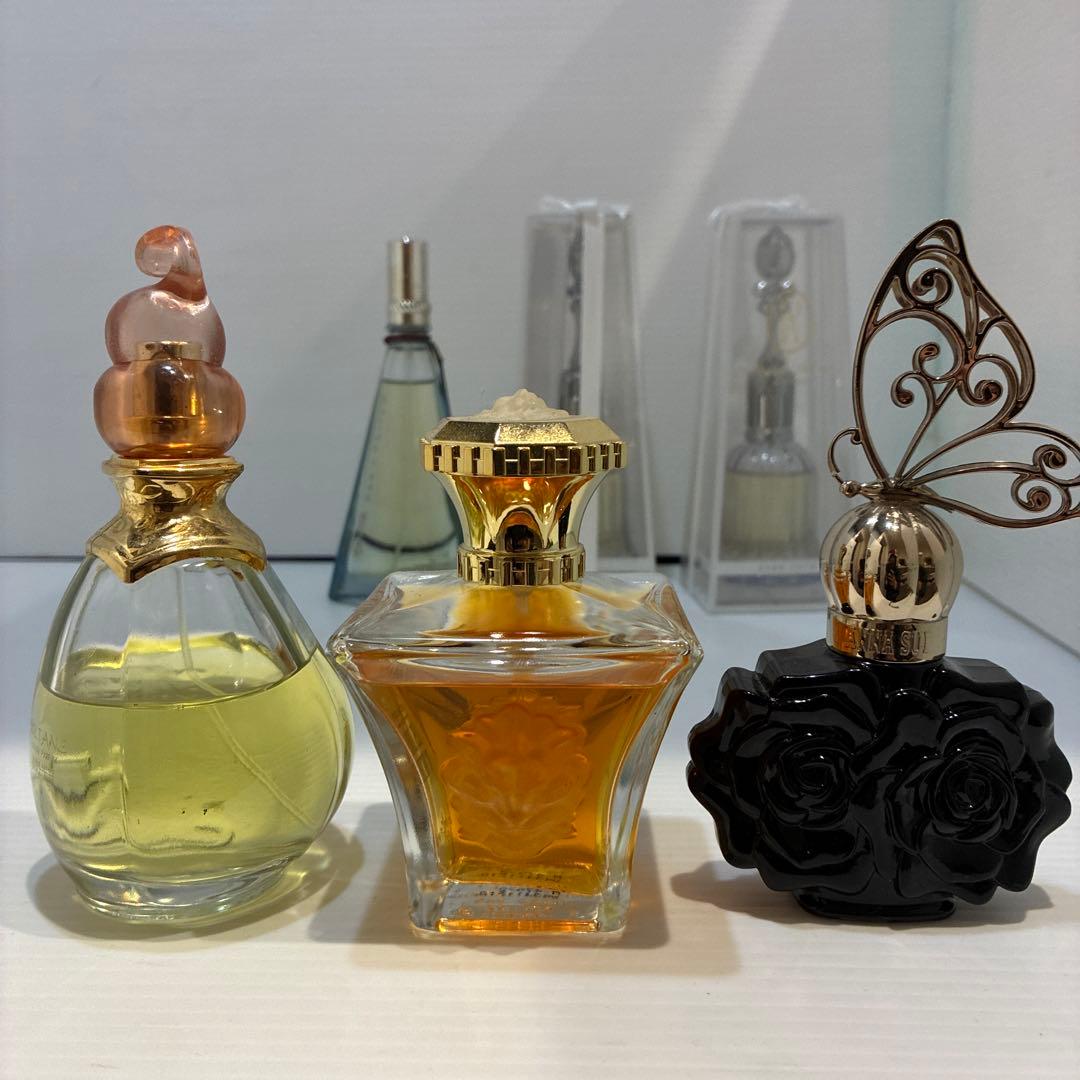 香水　25個まとめ売り　アナスイ　フェラガモなど