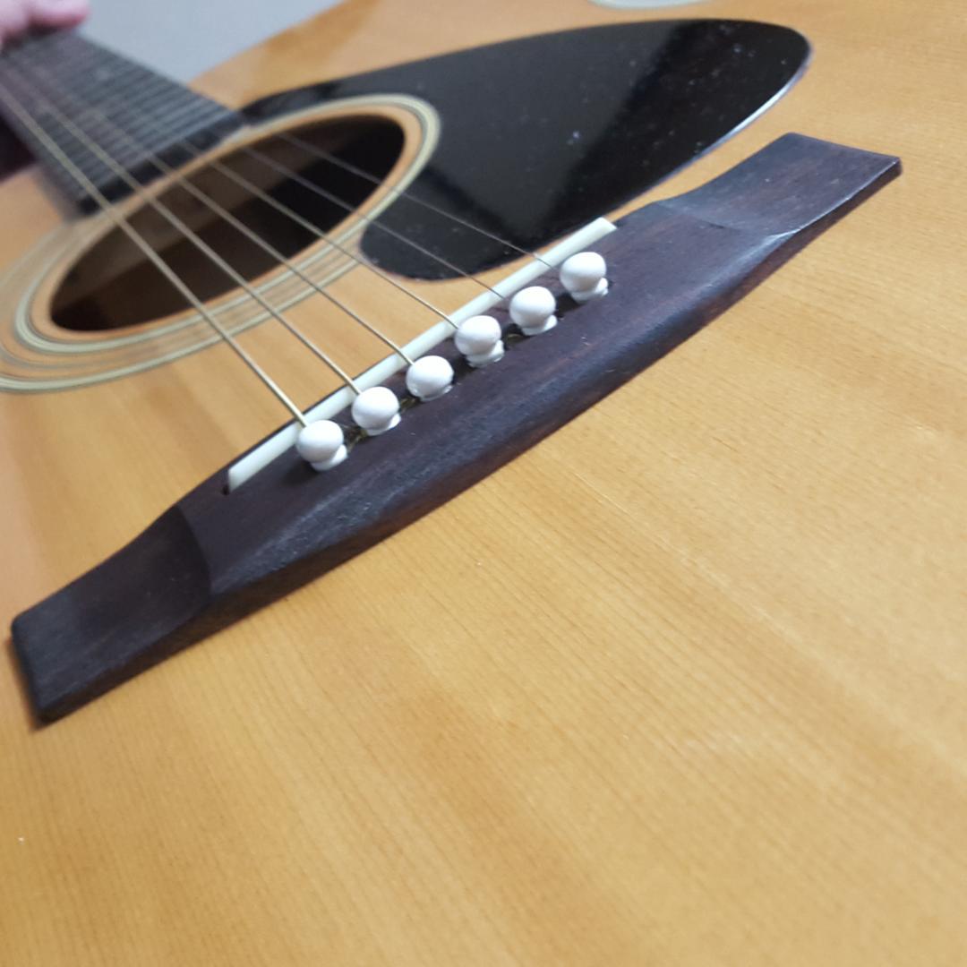 【期間限定特価】ヤマハFG-200F黒ラベル・日本製・70年代製