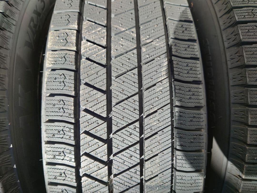 送料込み 205/60R16 VRX3 スタッドレス　アルミホイールセット 4本