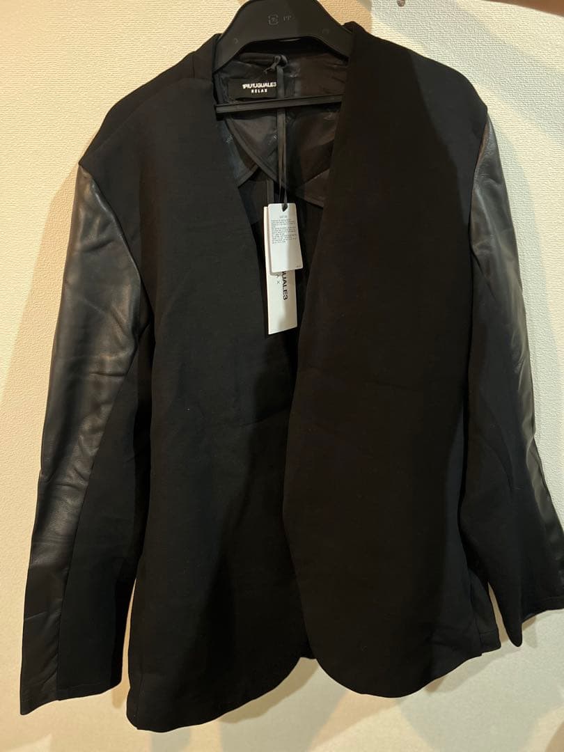 人気！1PIU1UGUALE3 RELAXレザースリーブノーカラージャケット