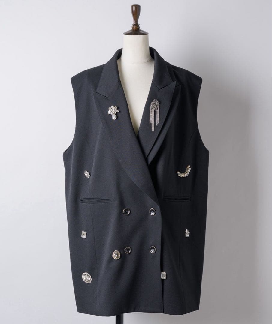 Chris TROIS. Collected Bijoux vest②