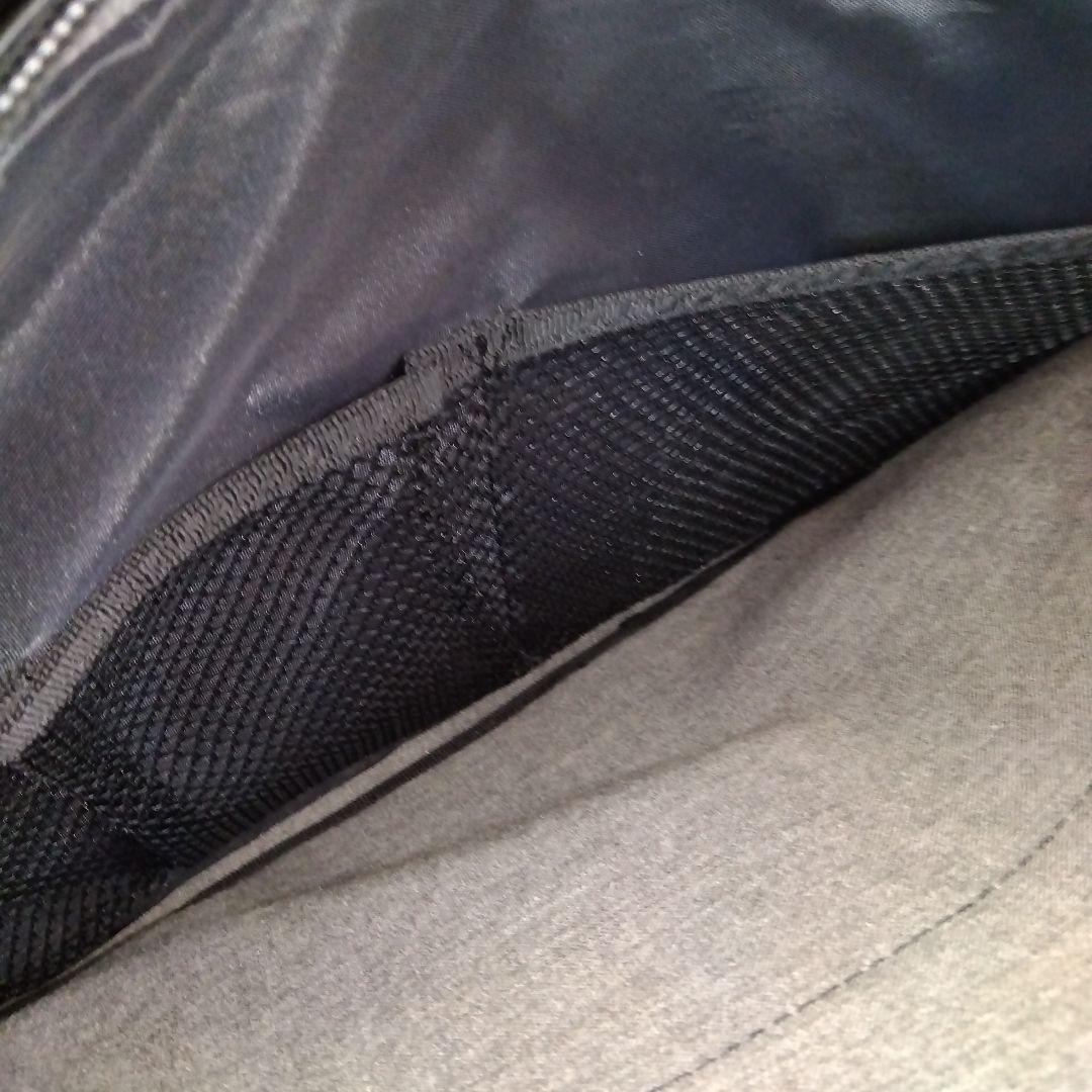 良品EAST BOYイースボーイ　黒ブラック✕ピンク刺繍スクールバッグ合成皮革