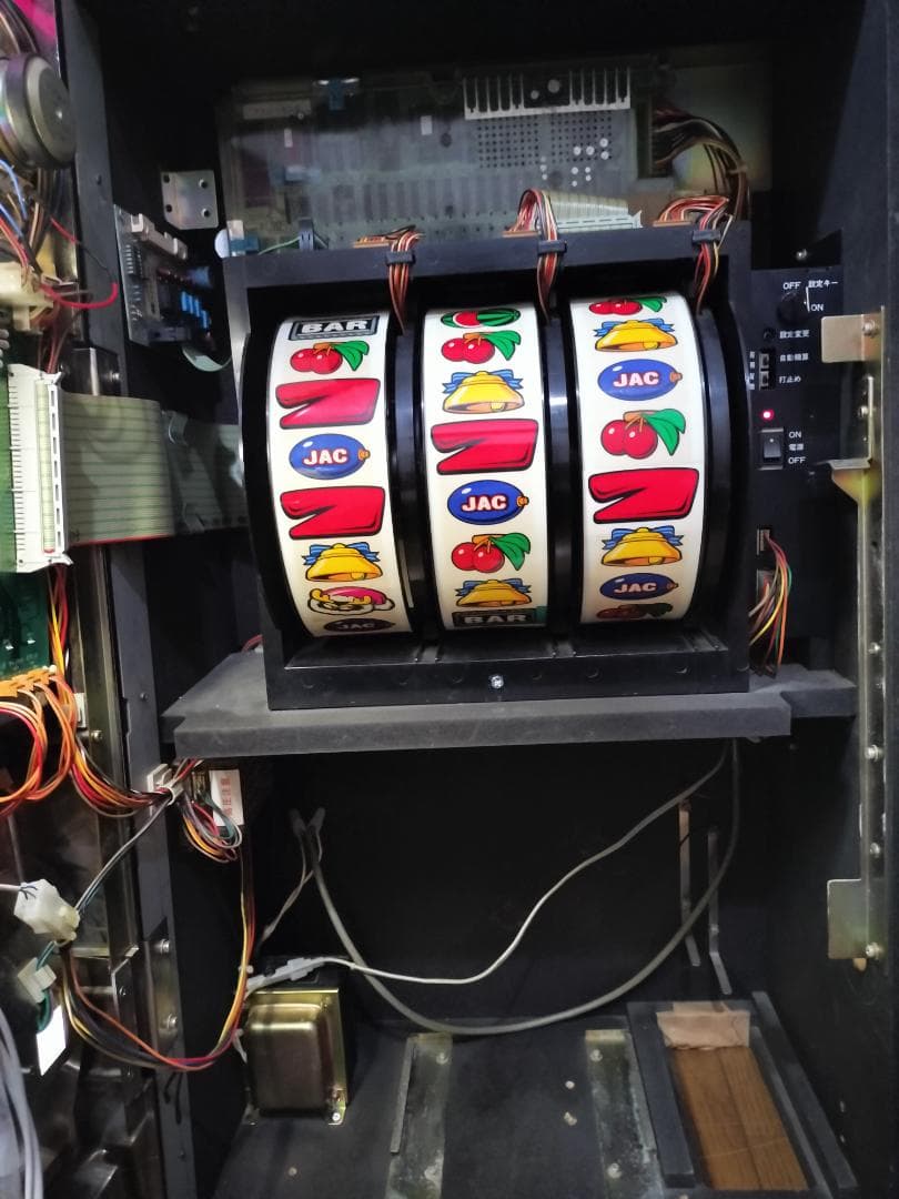 【パチスロ実機】タイヨー★ファニーサンタ【不要機付】４号機・レトロ・希少台