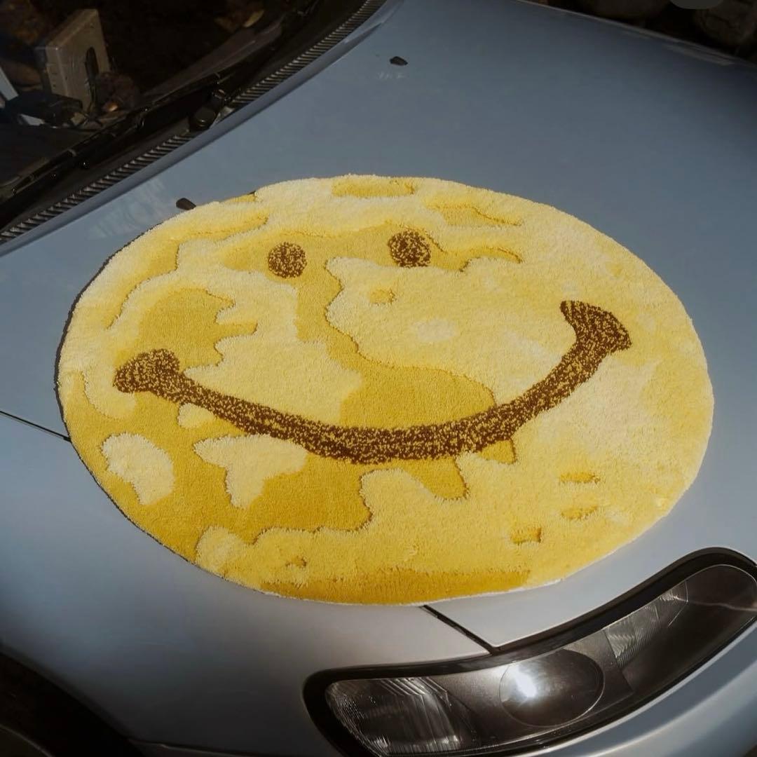 【最終値下げ】MIYOSHI RUG MOOON SMILEY FACE RUG