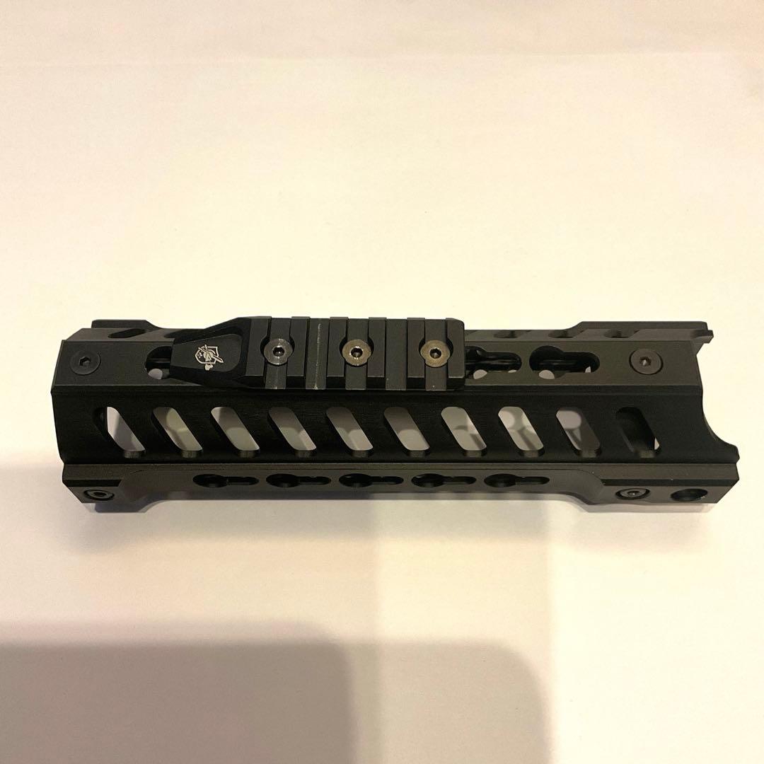 東京マルイ電動ガンＭＰ5対応ナイツメタルレイルハンドガード